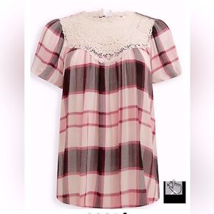 CRINKLE GAUZE CROCHET DETAIL TOP